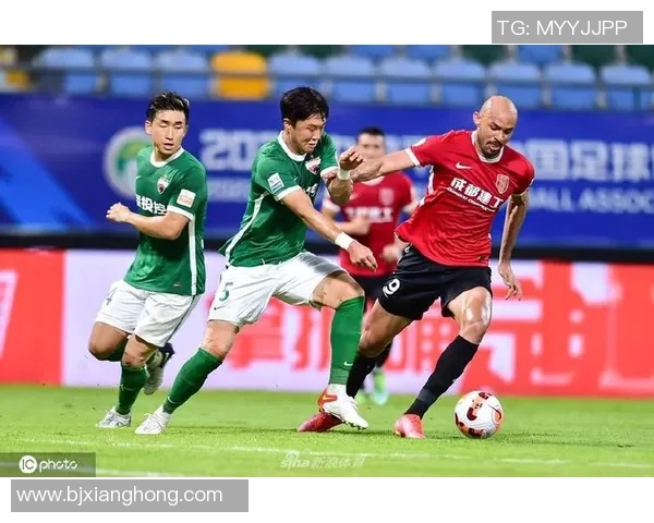 赛后分析:成都与深圳篮球队心理素质对比及影响因素探讨 赛后分析:成都与深圳篮球队心理素质对比及影响因素探讨