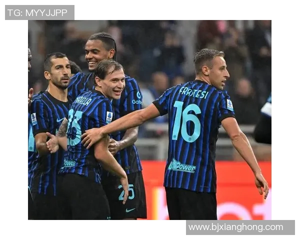 国际足球明星太太的生活与时尚：她们如何在聚光灯下展现自我风采